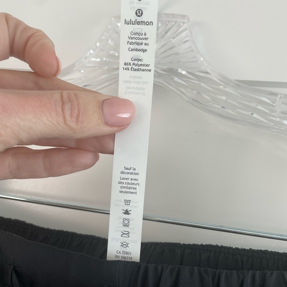 NWT Lulu Lemon High-Low Black Skirt. Size 6 - Picture 4 of 7